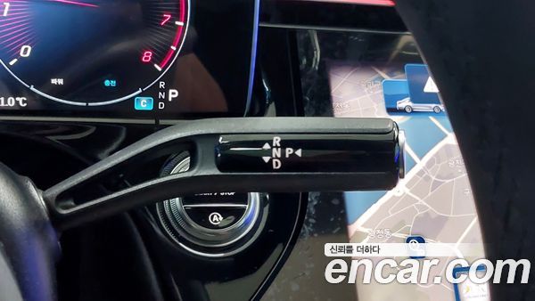 Mercedes-Benz E-Class 2024, фото 20