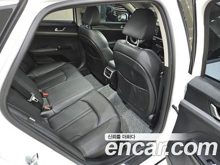 Kia K5 2025, фото 5