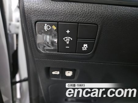 Kia K5 2025, фото 9