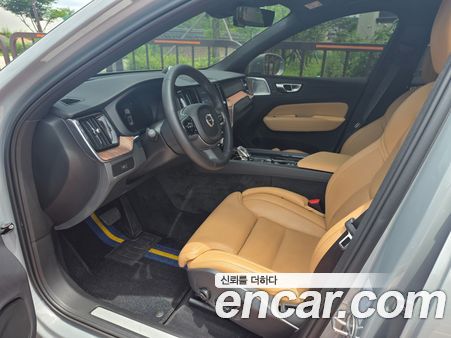 Volvo XC60 2024, фото 14