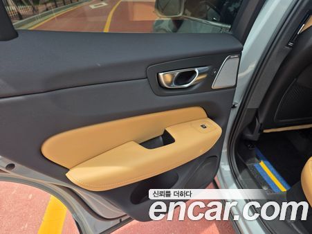 Volvo XC60 2024, фото 18