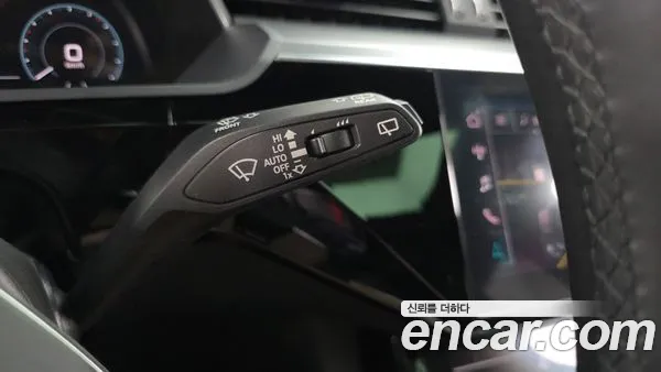 Audi e-tron 2022, фото 29