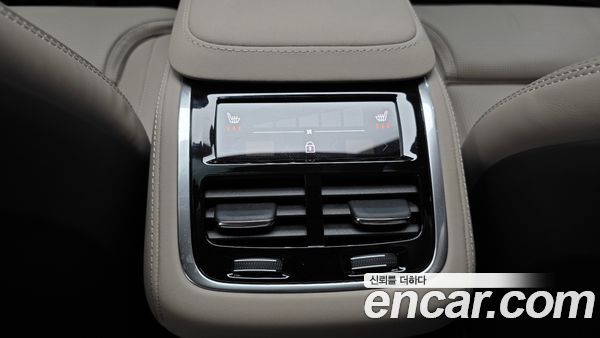 Volvo XC90 2026, фото 34