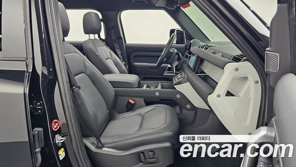 Land Rover Defender 2023, фото 16