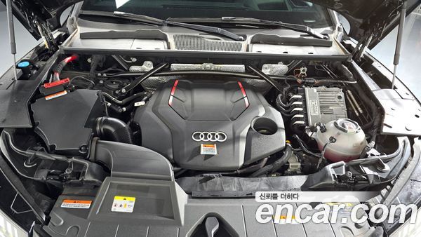 Audi SQ5 2022, фото 6