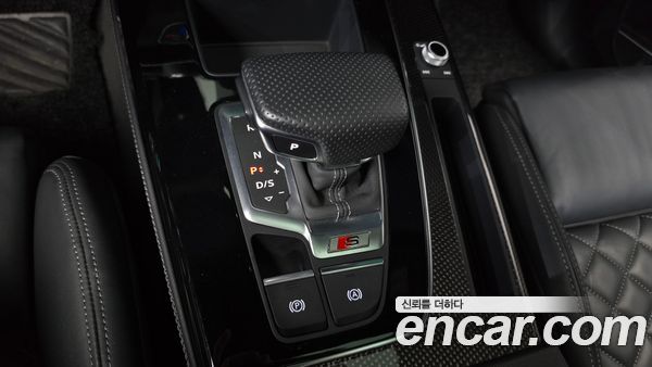 Audi SQ5 2022, фото 9