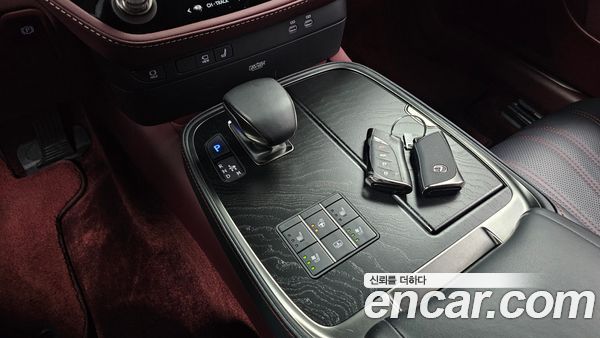 Lexus LS 2023, фото 11