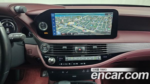 Lexus LS 2023, фото 17
