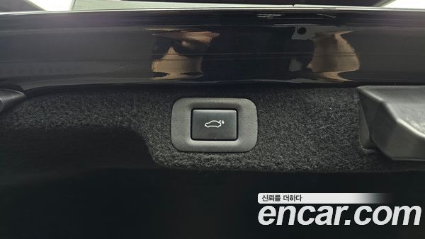 Lexus LS 2023, фото 20