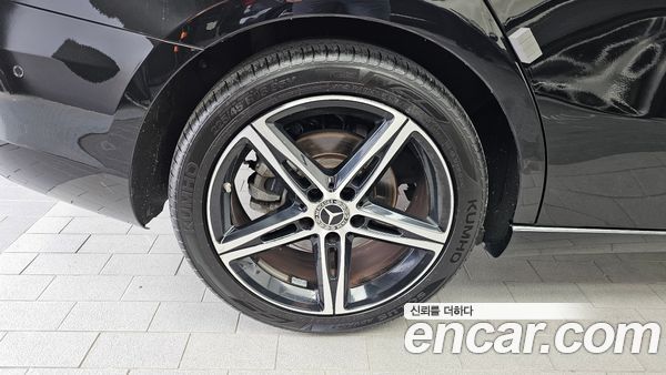 Mercedes-Benz A-Class 2020, фото 5