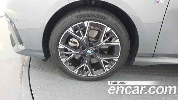 BMW 1 Series 2025, фото 5