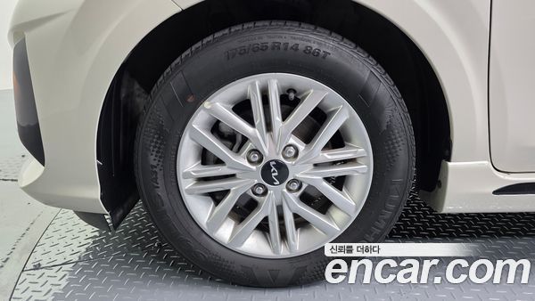 Kia Picanto 2023, фото 5