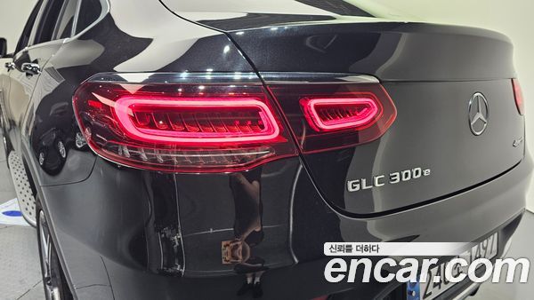 Mercedes-Benz GLC 2021, фото 9