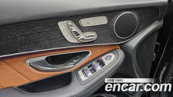 Mercedes-Benz GLC 2021, фото 29