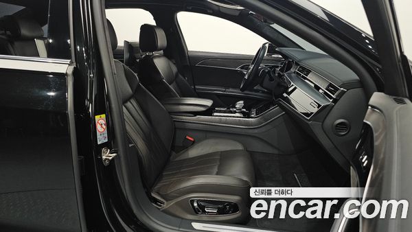 Audi A8 2021, фото 10