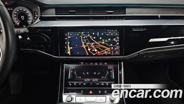 Audi A8 2021, фото 14