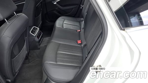 Audi A6 2021, фото 16