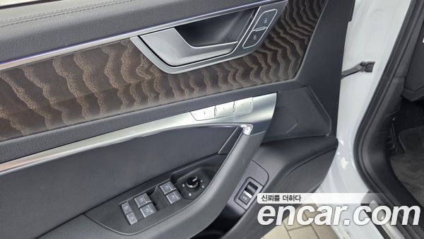 Audi A6 2021, фото 29