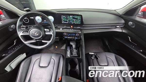 Hyundai Elantra 2023, фото 10