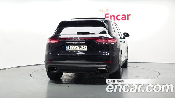 Porsche Cayenne 2021, фото 3
