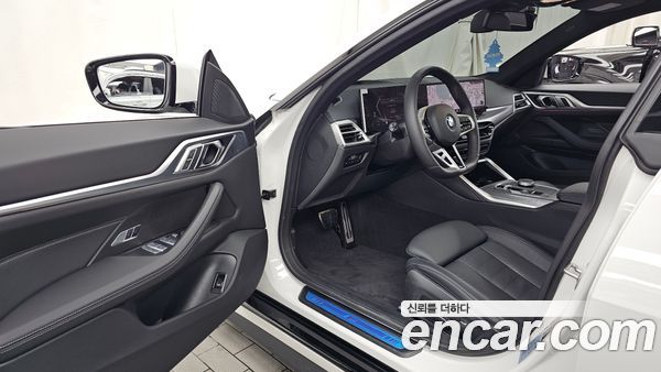 BMW 4 Series 2025, фото 13