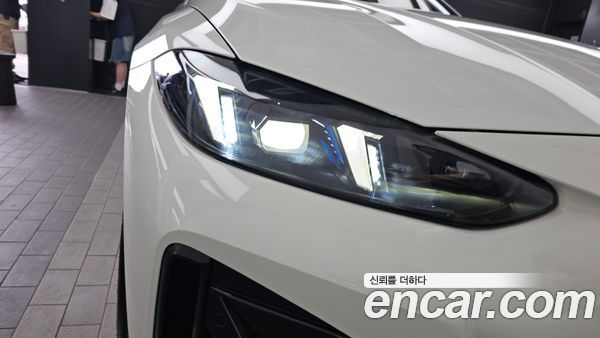 BMW 4 Series 2025, фото 8