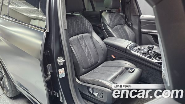 BMW X7 2022, фото 17