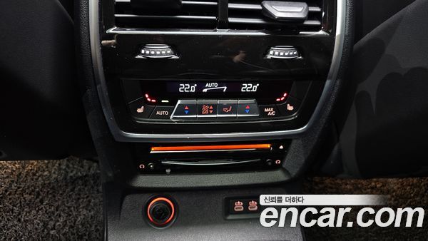 BMW X7 2022, фото 29