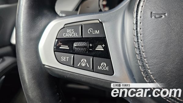 BMW X7 2022, фото 32