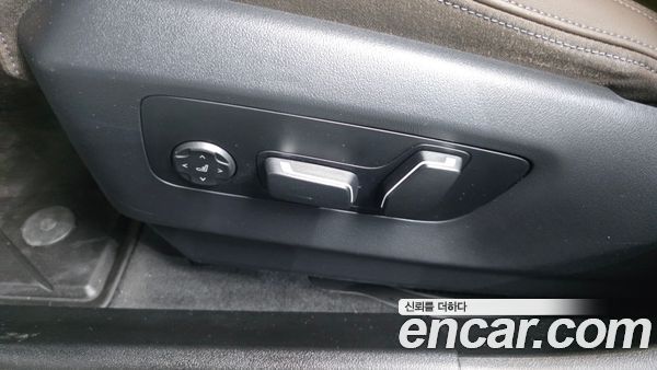 BMW 5 Series 2025, фото 31