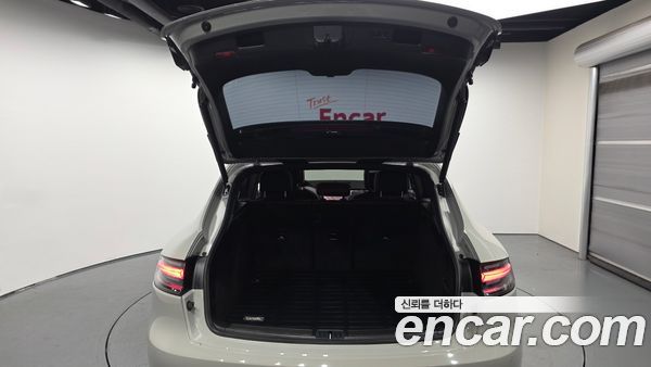 Porsche Macan 2023, фото 26
