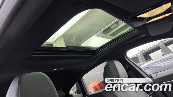 BMW i4 2022, фото 22