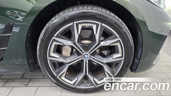 BMW i4 2022, фото 7
