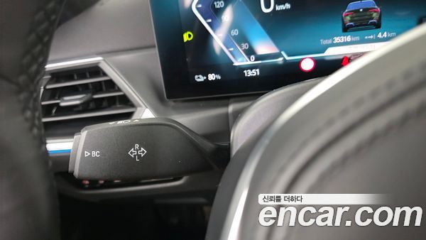 BMW i4 2022, фото 30