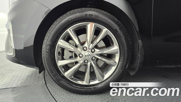 Kia Carnival 2020, фото 5