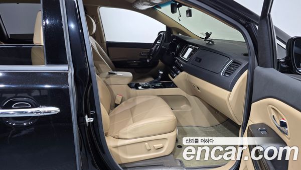 Kia Carnival 2020, фото 16