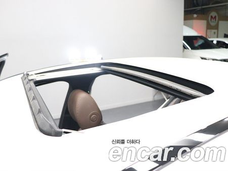 Mercedes-Benz E-Class 2021, фото 12