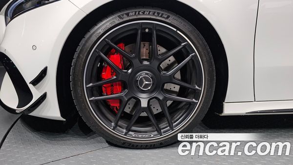 Mercedes-Benz A-Class 2025, фото 5