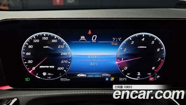 Mercedes-Benz A-Class 2025, фото 11