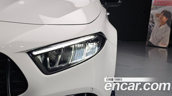 Mercedes-Benz A-Class 2025, фото 8