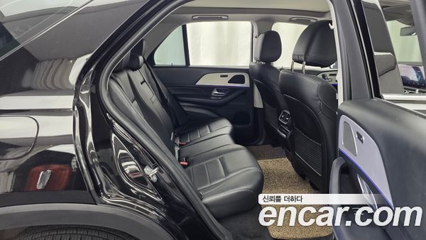 Mercedes-Benz GLE 2020, фото 12