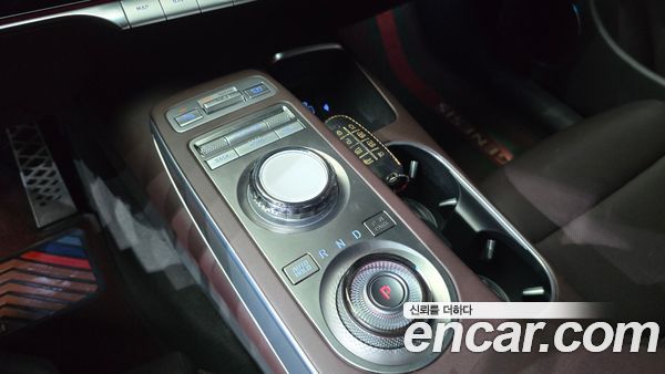 Genesis GV70 2021, фото 12