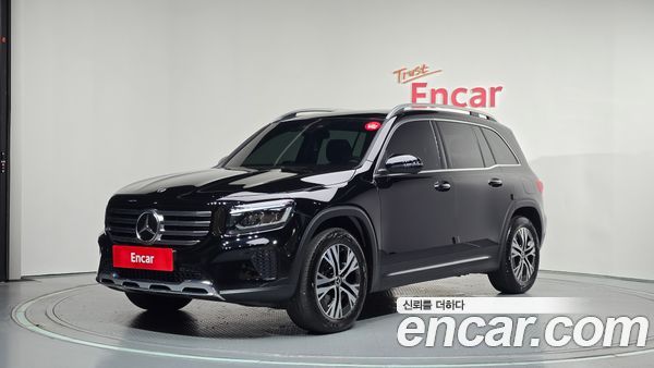 Mercedes-Benz GLB 2024