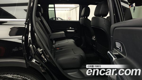 Mercedes-Benz GLB 2024, фото 18