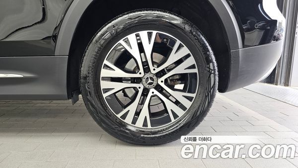Mercedes-Benz GLB 2024, фото 7