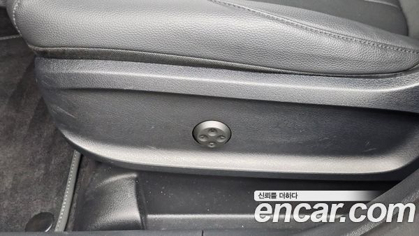 Mercedes-Benz GLB 2024, фото 32