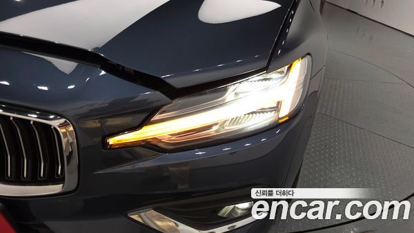 Volvo S60 2023, фото 7