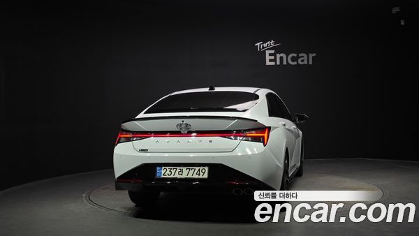 Hyundai Elantra 2021, фото 4