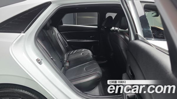 Hyundai Elantra 2021, фото 12