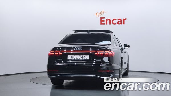 Audi A8 2023, фото 4